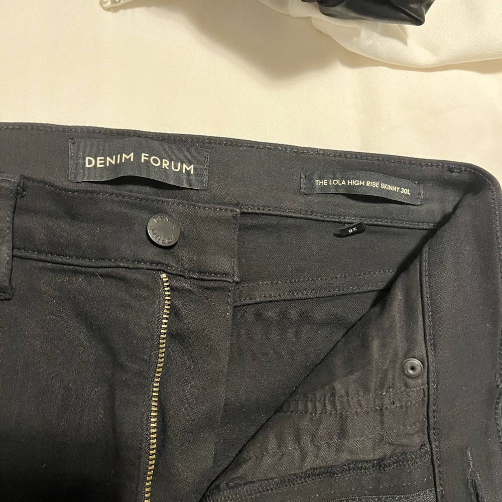 Black denim forum high rise skinny jeans